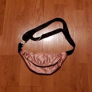 Fanny pack